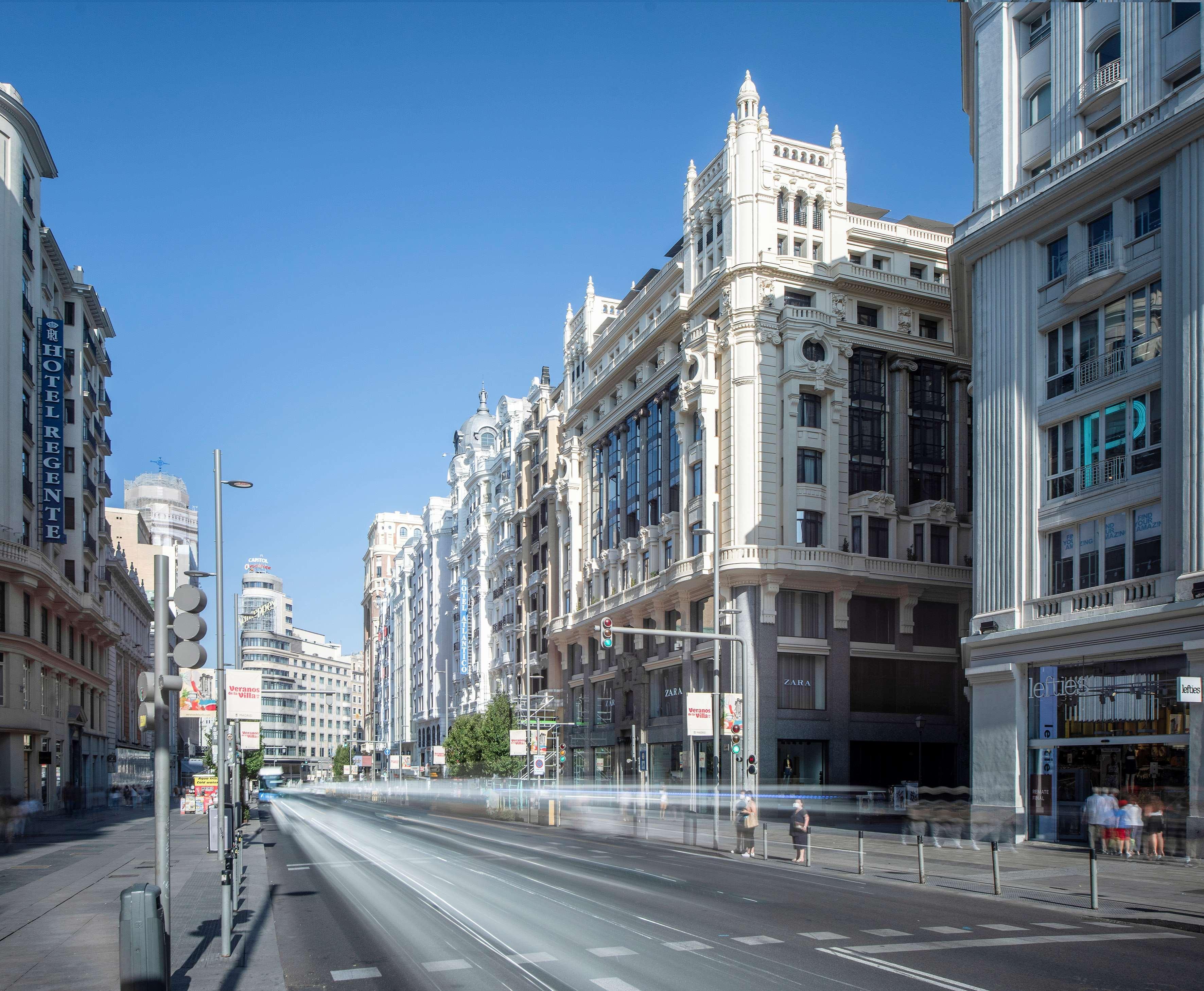 Innside By Melia Madrid Gran Via Bagian luar foto